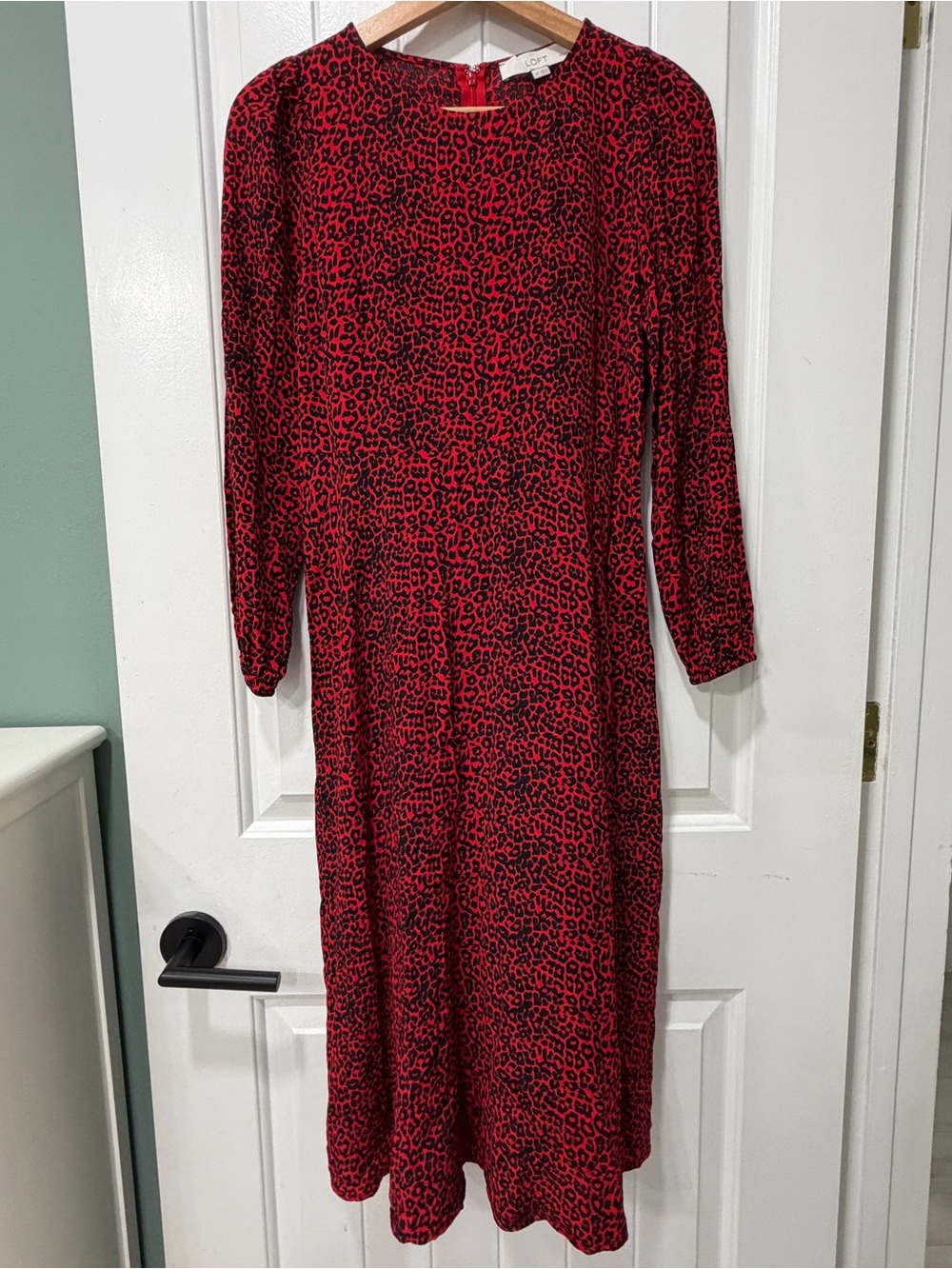 NWT Ann Taylor LOFT Red and Black Leopard Print Long Sleeve Midi Dress